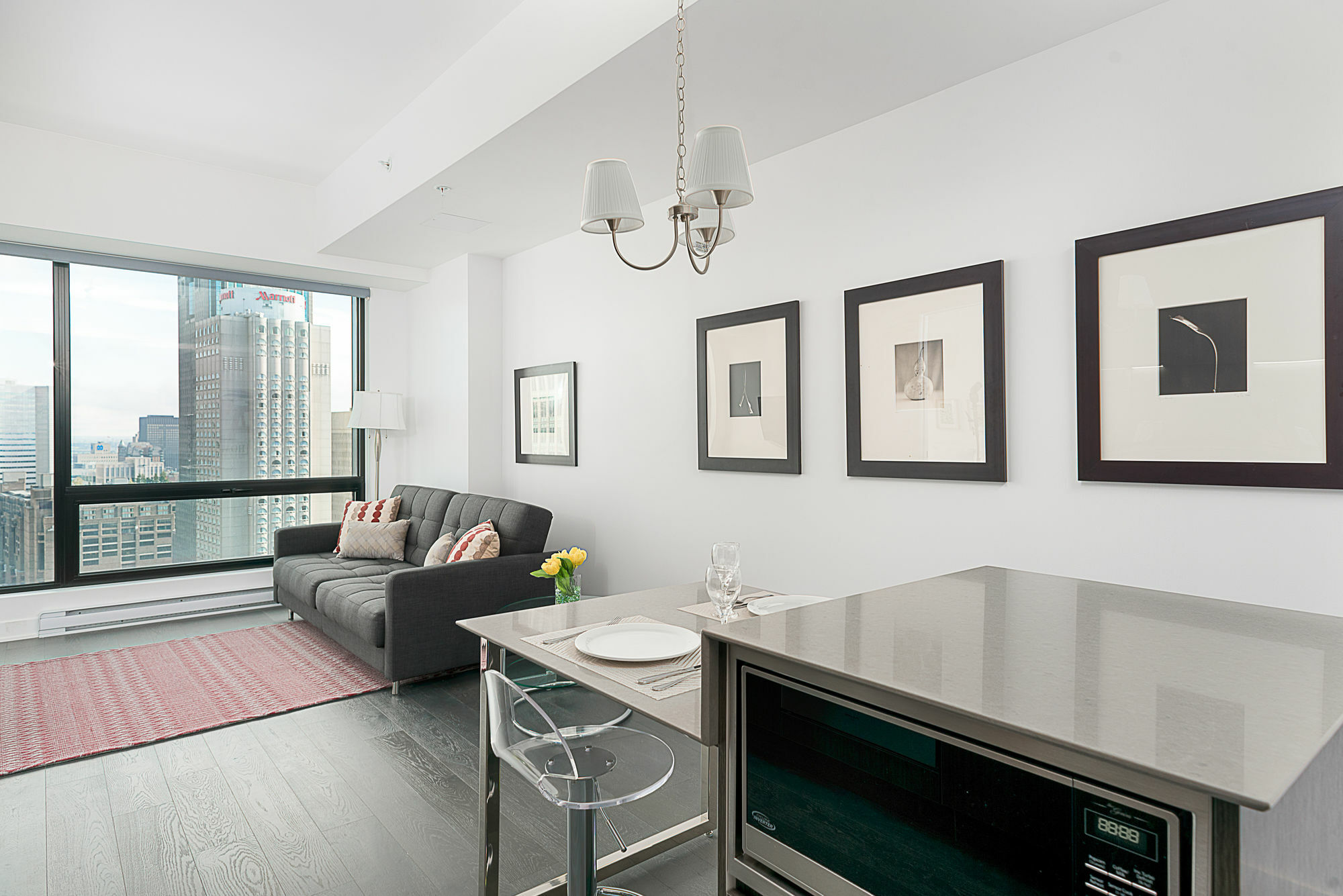 Stylish 1Br In Downtown Mtl By Sonder Apartment Montreal Exterior photo