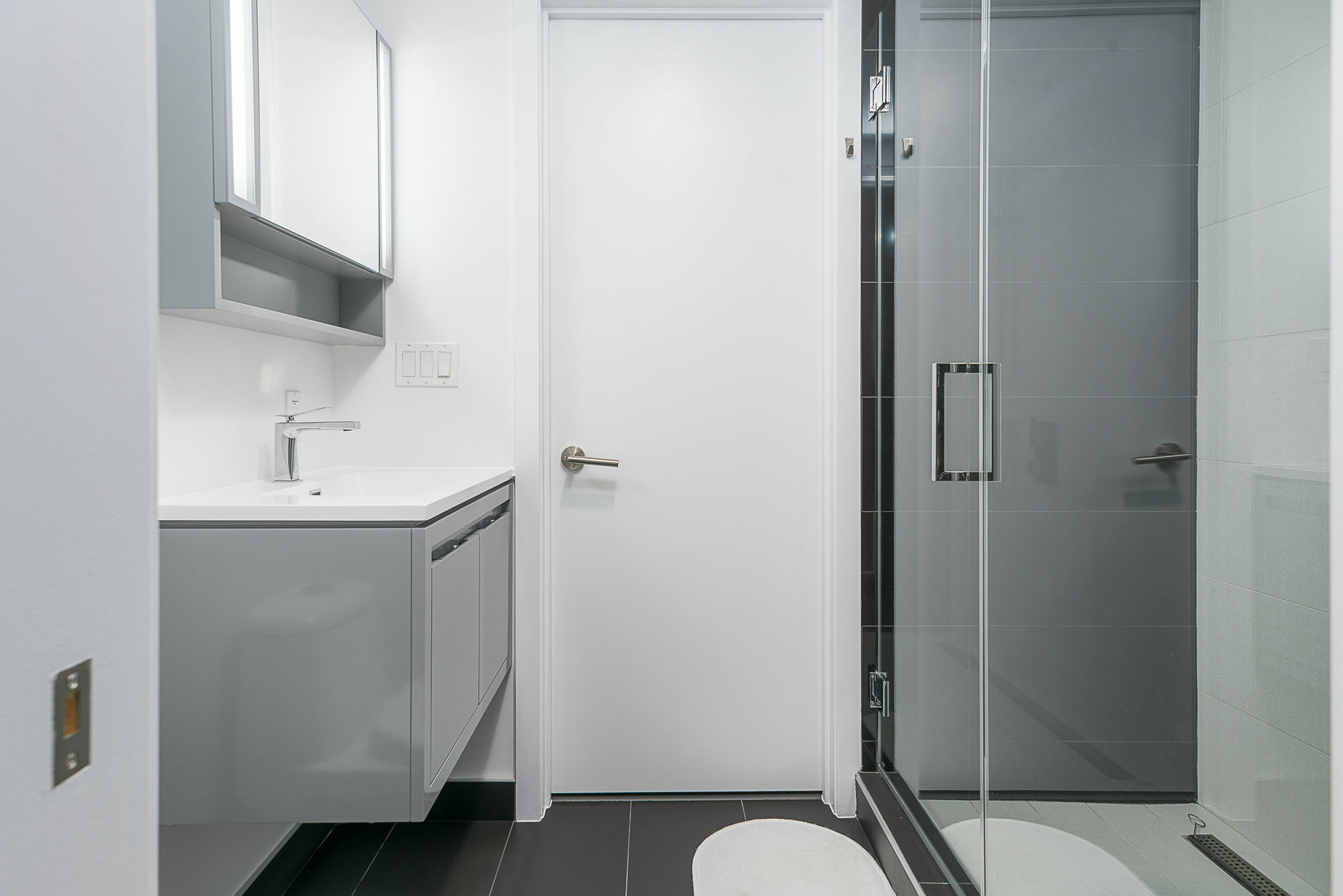 Stylish 1Br In Downtown Mtl By Sonder Apartment Montreal Exterior photo